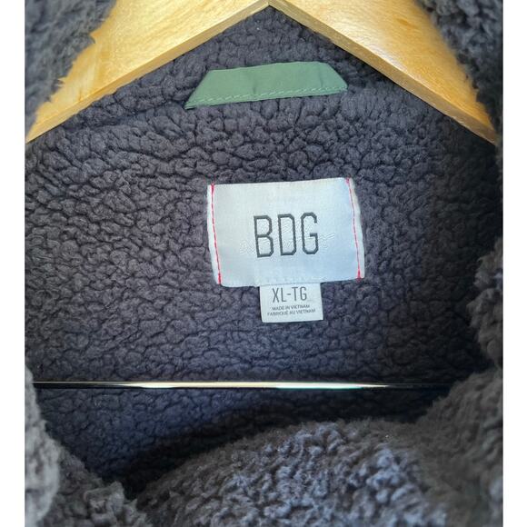 BDG Marlow Puffer Fleece Basic Staple Classic Jacket Coat Green Black Sz XL $119 - Picture 16 of 16